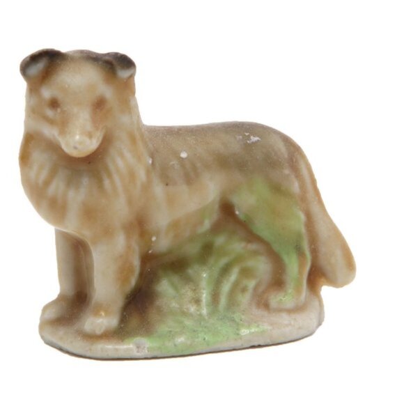 Vintage Red Rose Wade England Whimsies Figurines Humpty Dumpty Dog House Lady - Picture 4 of 7